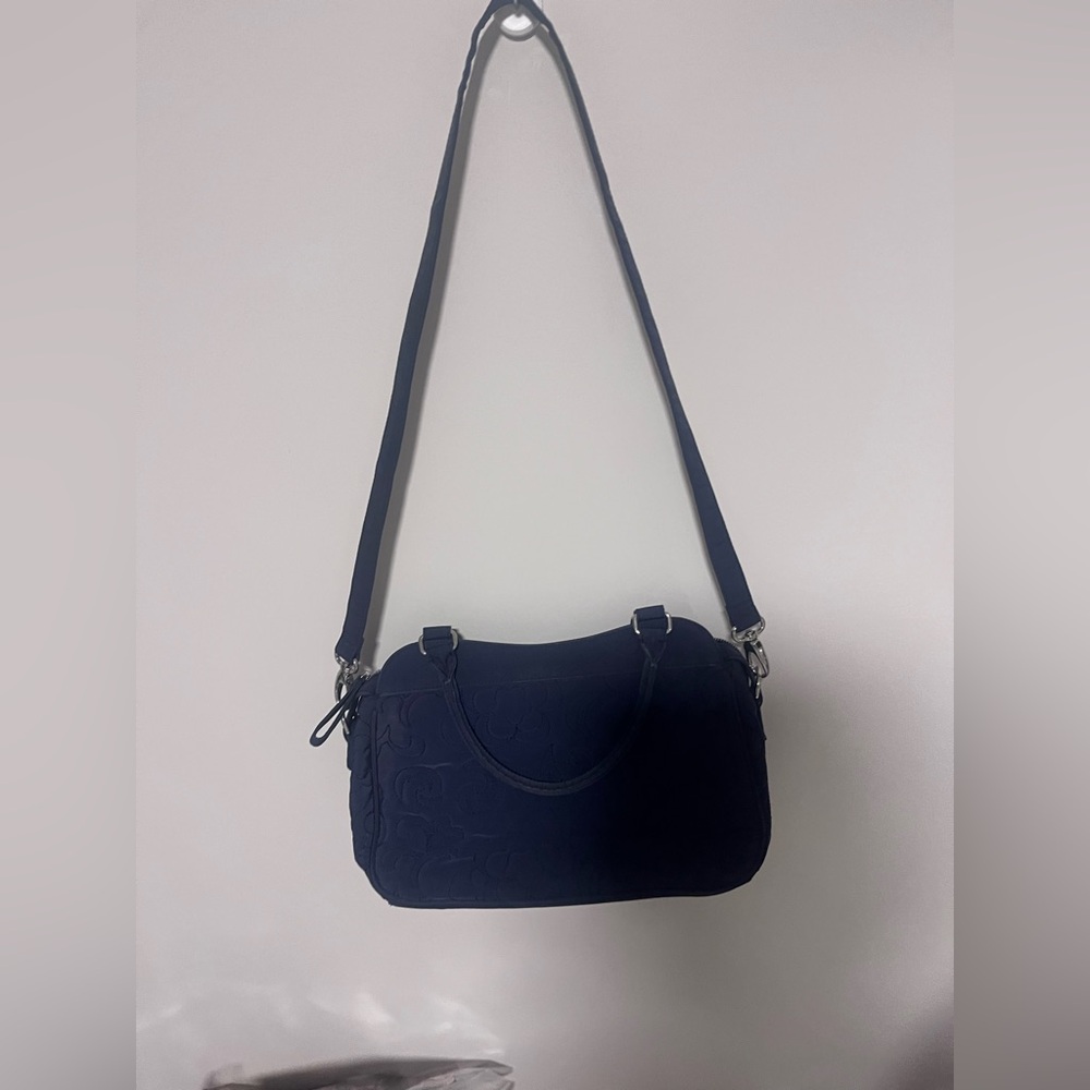 Vera Bradley Navy Blue Quilted Shoulder Bag Purse Floral Stitch - Picture 2 of 13